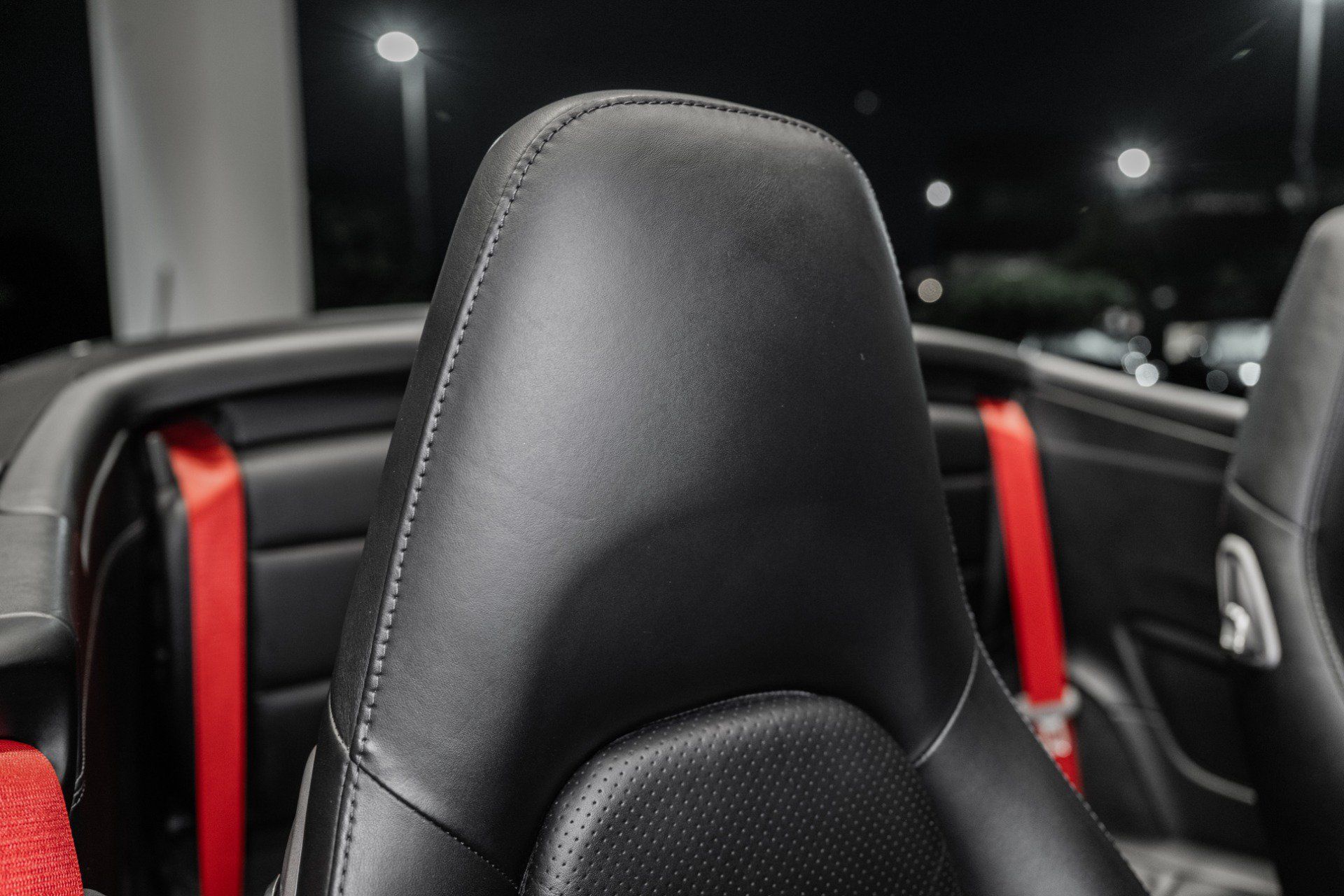Used 2016 Porsche 911 Carrera GTS RWD image 47