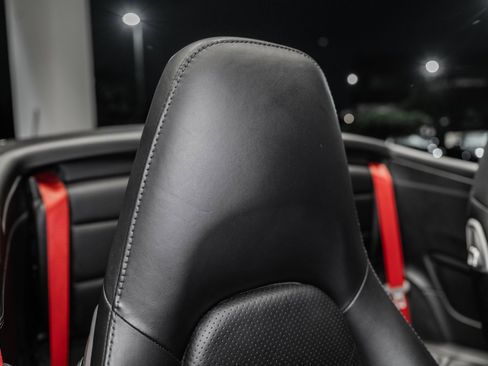 Used 2016 Porsche 911 Carrera GTS RWD image 47