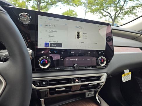 New 2026 Lexus RX 350 AWD/4WD image 13