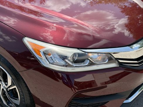 Used 2017 Honda Accord LX image 33