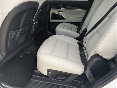 Used 2024 Kia Telluride SX FWD image 10
