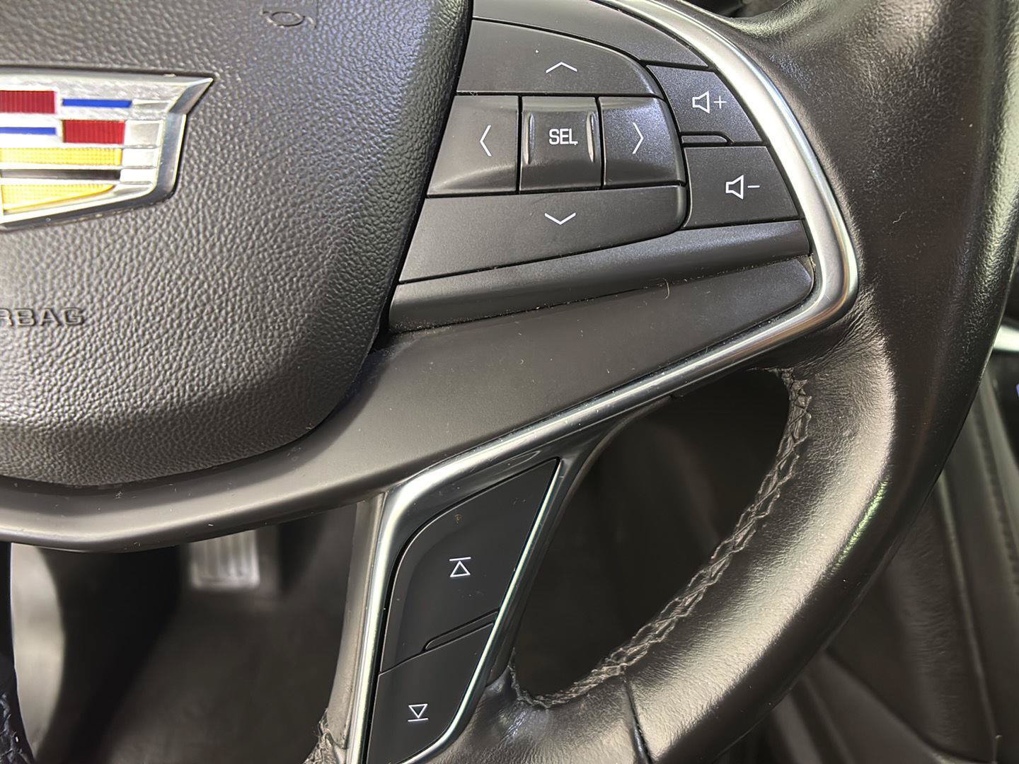 Used 2019 Cadillac XT5 Premium Luxury AWD/4WD image 32