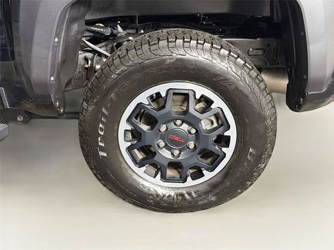 Used 2024 Toyota Tacoma TRD Off-Road AWD/4WD image 35