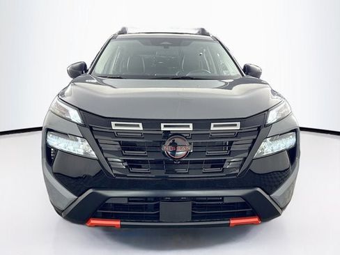 New 2026 Nissan Rogue SV AWD/4WD image 2