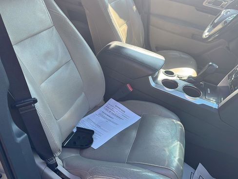 Used 2011 Ford Explorer Limited w/ 302A Rapid Spec Order Code image 32