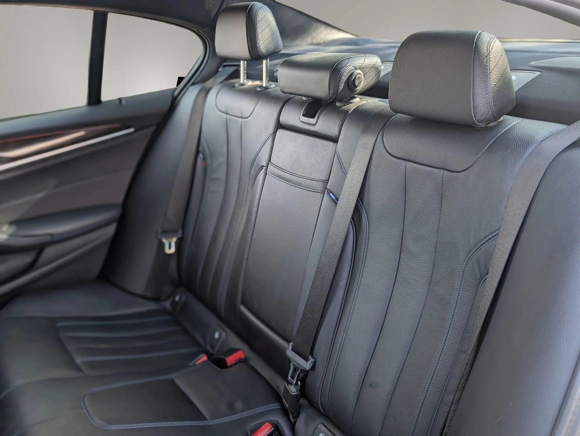 Used 2017 BMW 540i RWD image 18