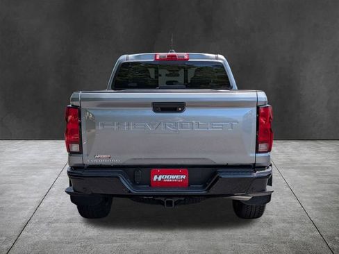 Used 2025 Chevrolet Colorado Trail Boss AWD/4WD image 5