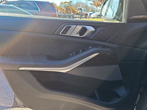 Used 2020 BMW X5 xDrive40i w/ Premium Package image 29