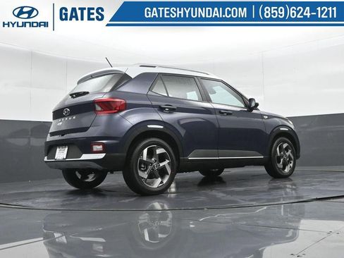 New 2026 Hyundai Venue SEL FWD image 35