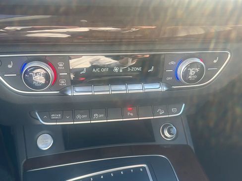 Used 2018 Audi Q5 2.0T Premium Plus w/ Premium Plus Package image 30