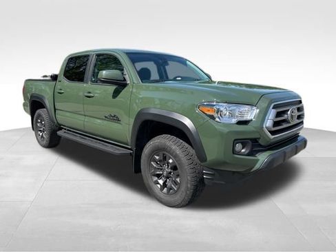 Used 2021 Toyota Tacoma SR5 w/ Trail Edition AWD/4WD image 8