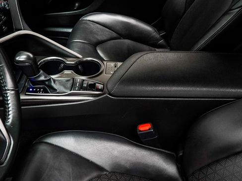 Used 2024 Toyota Camry XSE image 17