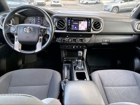 Used 2019 Toyota Tacoma TRD Off-Road image 17