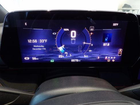 Used 2024 Chevrolet Blazer EV RS image 10