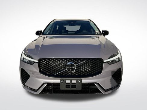 New 2026 Volvo XC60 B5 Plus w/ Protection Package Premier image 8