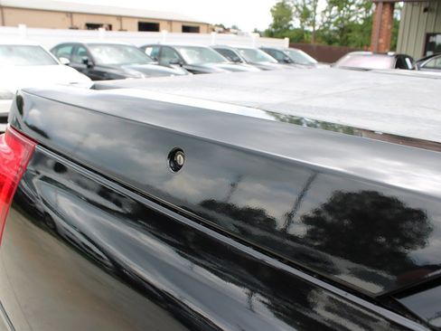 Used 2006 Cadillac Escalade EXT image 10