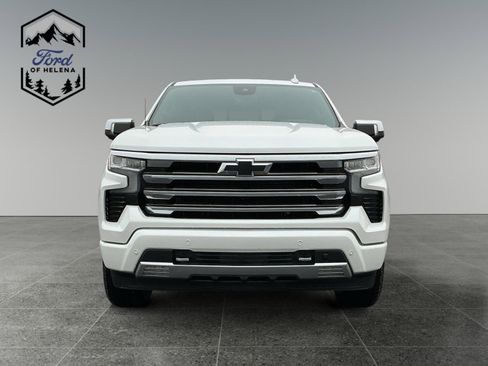 Used 2024 Chevrolet Silverado 1500 High Country w/ Technology Package image 8