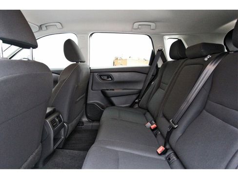 Certified 2024 Nissan Rogue S image 10