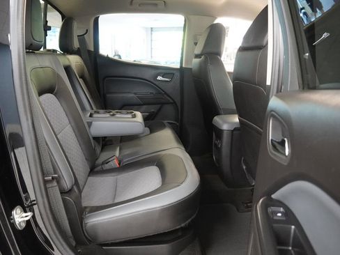 Used 2016 Chevrolet Colorado Z71 AWD/4WD image 30