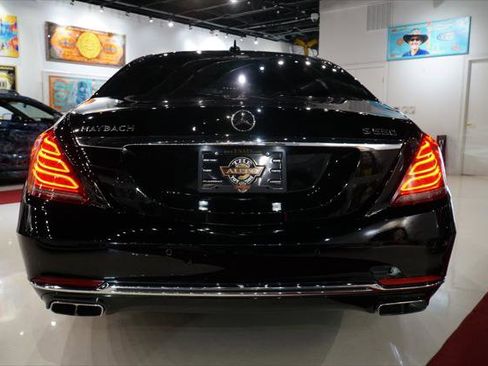 Used 2017 Mercedes-Benz Maybach S 550 4MATIC image 7
