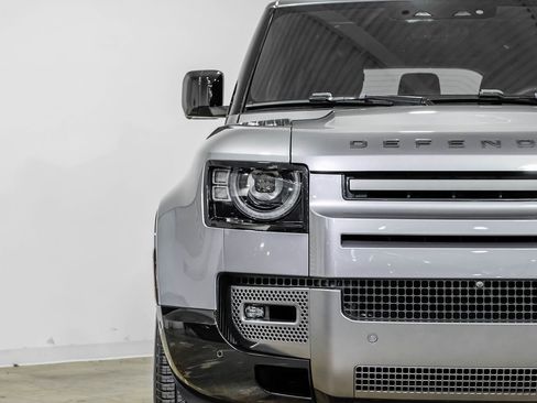 Used 2024 Land Rover Defender 130 Outbound image 41