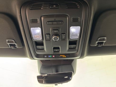 Used 2023 Cadillac Escalade Sport w/ LPO, ONYX Package AWD/4WD image 12