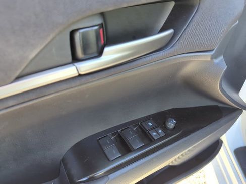 Used 2025 Toyota Camry LE image 8