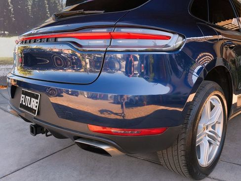 Used 2020 Porsche Macan AWD/4WD image 37