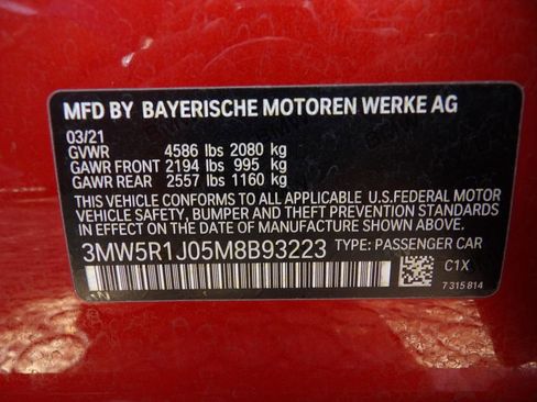 Used 2021 BMW 330i Sedan w/ M Sport Package RWD image 30