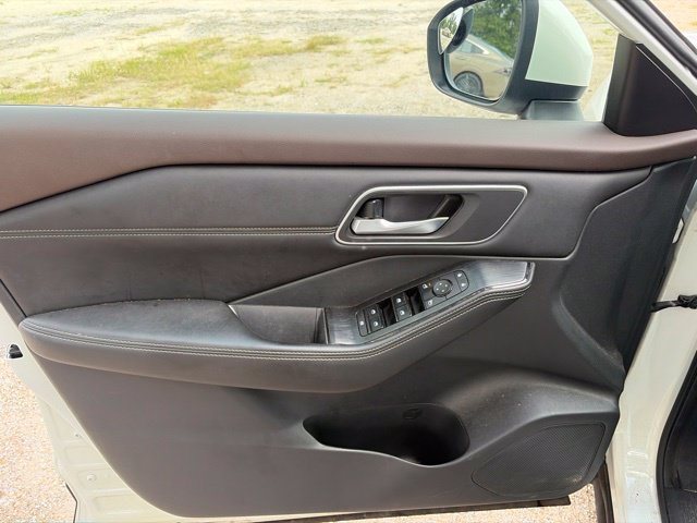 Used 2021 Nissan Rogue SV w/ Premium Package FWD image 29