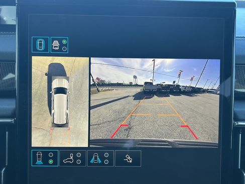 New 2026 GMC Yukon XL Elevation image 5