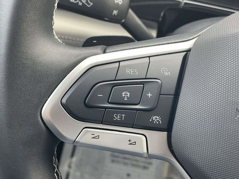 Certified 2025 Volkswagen Atlas SE w/ Panoramic Sunroof Package image 27