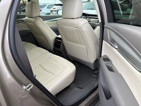 Used 2023 Cadillac XT5 Premium Luxury image 28