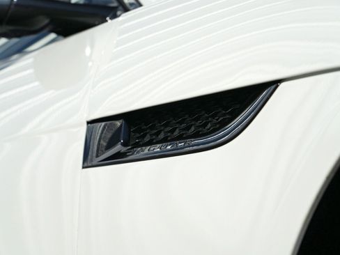 Used 2020 Jaguar F-TYPE R image 64