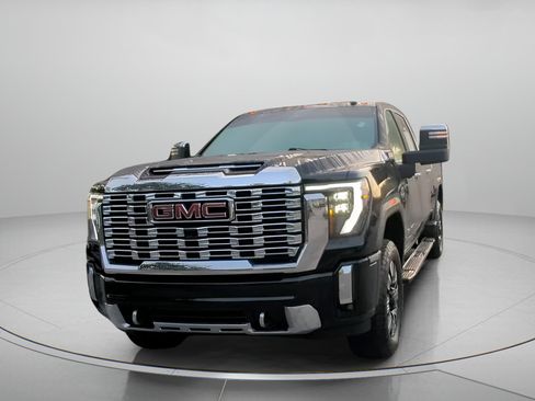 Used 2024 GMC Sierra 2500 Denali w/ Denali Reserve Package AWD/4WD image 10