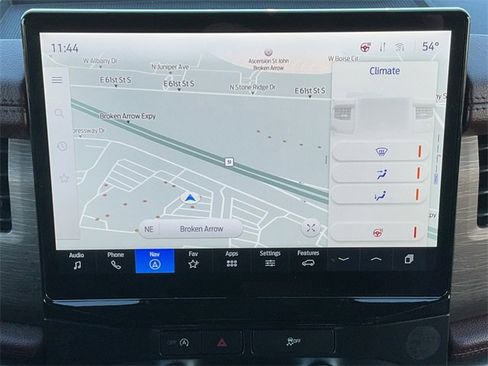 Used 2024 Ford Expedition Limited image 25