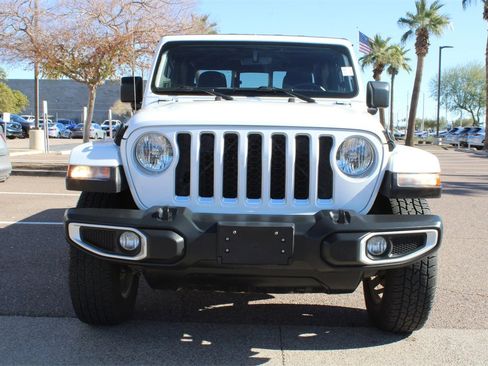 Used 2023 Jeep Gladiator Overland image 9
