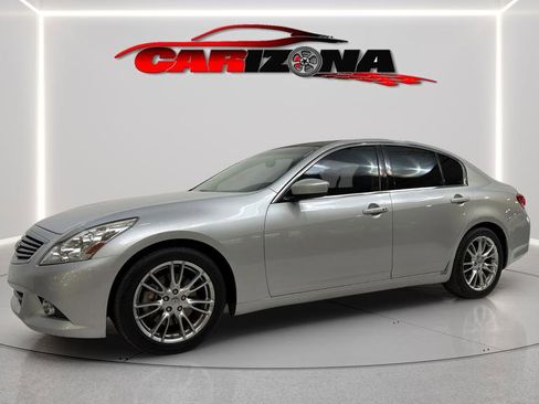 Used 2011 INFINITI G37 Journey w/ Premium Pkg image 5