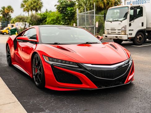 Used 2017 Acura NSX AWD/4WD image 13