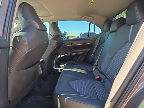 Used 2024 Toyota Camry SE w/ Convenience Package FWD image 13