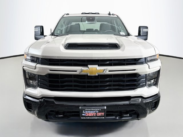 New 2026 Chevrolet Silverado 2500 Custom AWD/4WD image 2