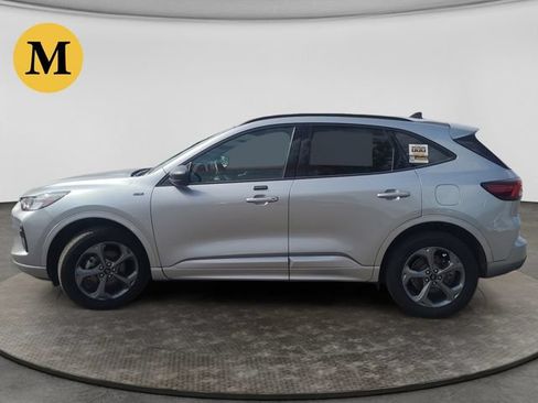 Used 2023 Ford Escape ST-Line w/ Tech Pack #1 AWD/4WD image 2