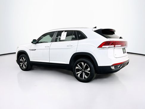 Used 2024 Volkswagen Atlas Cross Sport SE image 5