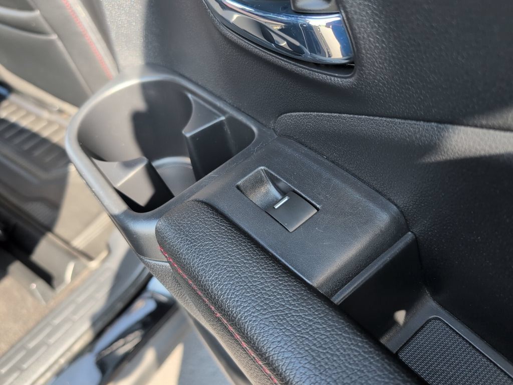 Used 2025 Honda Ridgeline Black Edition image 43