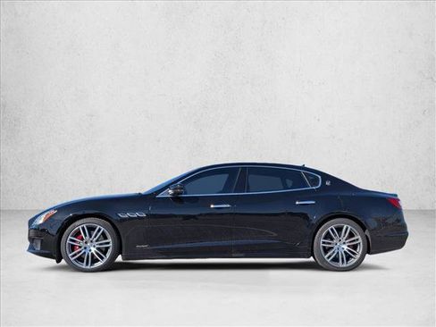 Used 2017 Maserati Quattroporte S GranSport Q4 image 9