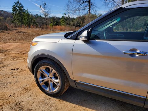 Used 2014 Ford Explorer Limited w/ Equipment Group 302A image 20