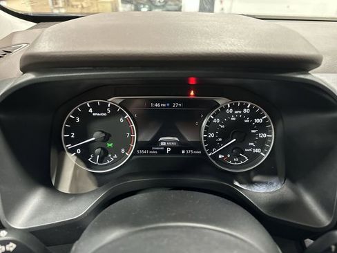 Used 2023 Nissan Rogue SV image 14