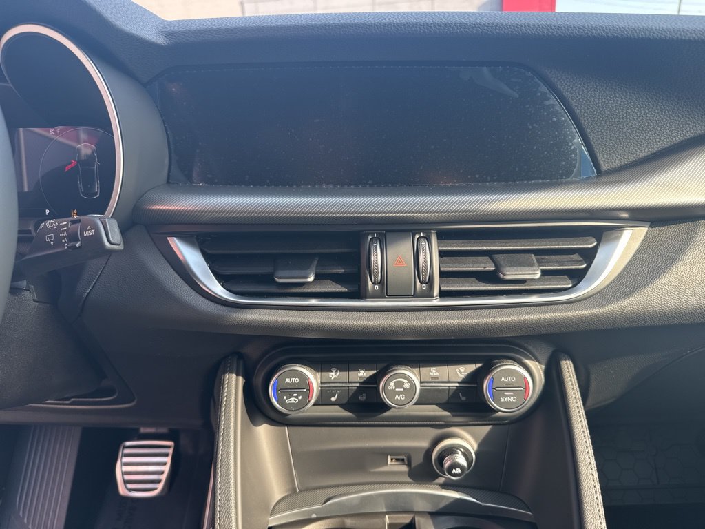New 2026 Alfa Romeo Stelvio Sprint AWD/4WD image 15