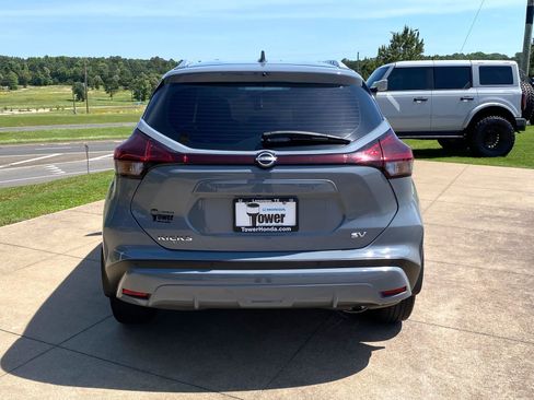 Used 2024 Nissan Kicks SV FWD image 5