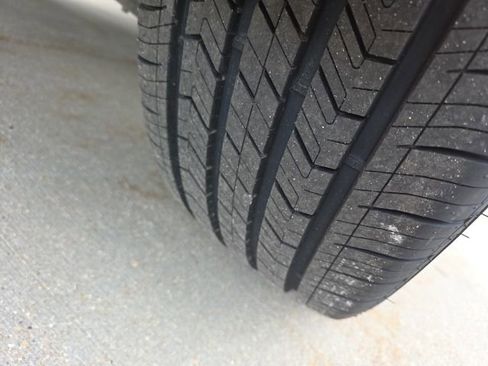 Used 2021 Kia Sorento EX image 68